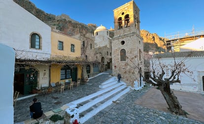 La plaza de la Mezquita en Monemvasía (Grecia).