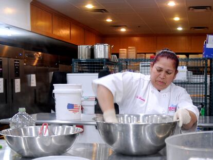 Imelda Hartley dueña de "Happy Tamales" en Phoenix, Arizona (Estados Unidos).