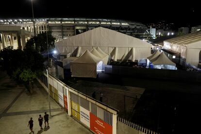 Hospital de campanha nas dependência do Maracanã, que sediou o retorno do Campeonato Carioca.