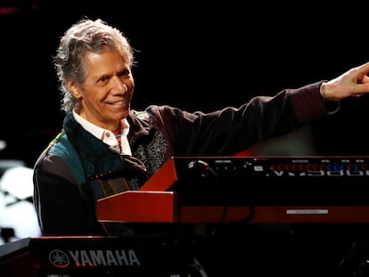 Chick Corea, actuando en los premios Grammy de 2020, en Los Ángeles (California).