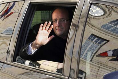 François Hollande, candidato socialista a la presidencia francesa, ayer en Dijon.