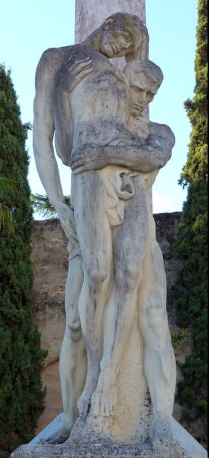 'El héroe muerto', pieza que Juan de Ávalos presentó en la exposición nacional de Bellas Artes del Retiro y convenció a Franco de que debía ser el artista quien se encargara de las esculturas del Valle de los Caídos.