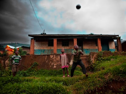 Familias en reconstrucción en República Democrática del Congo