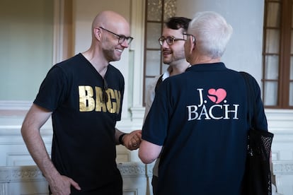 Três participantes do Festival de Bach na última quarta-feira na Nikolaikirche.