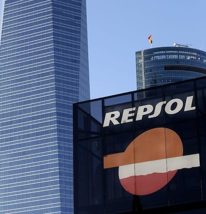 Logotipo de Repsol en Madrid