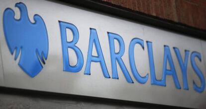 Vista del logotipo de una sucursal del banco Barclays en Londres (Reino Unido). EFE/Archivo