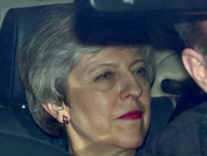El Parlamento británico rechaza todas las opciones alternativas al plan de salida de la primera ministra