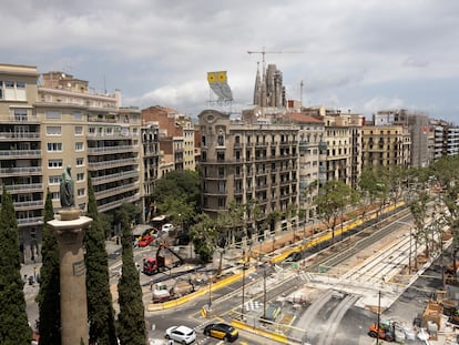 Las obras del tranvía de Barcelona, en la Diagonal con Verdaguer.