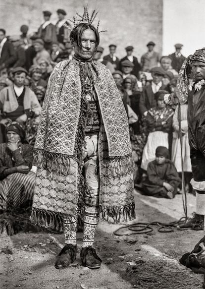 ‘Villalcampo. Passion Play. John (Villalcampo. Representación de la Pasión. Juan)’.