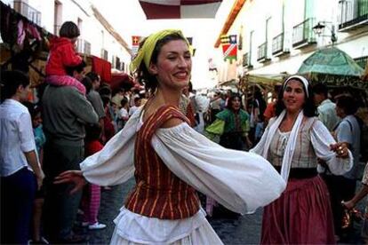 Las calles de Almagro, durante la celebración del Festival de Teatro Clásico en 2001.