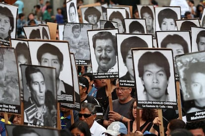 Protesto em Lima contra o indulto a Fujimori.