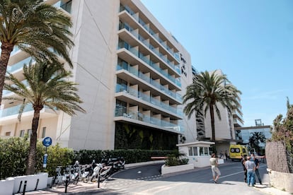El hotel Torre del Mar, en Platja d'en Bossa, Ibiza, este jueves.