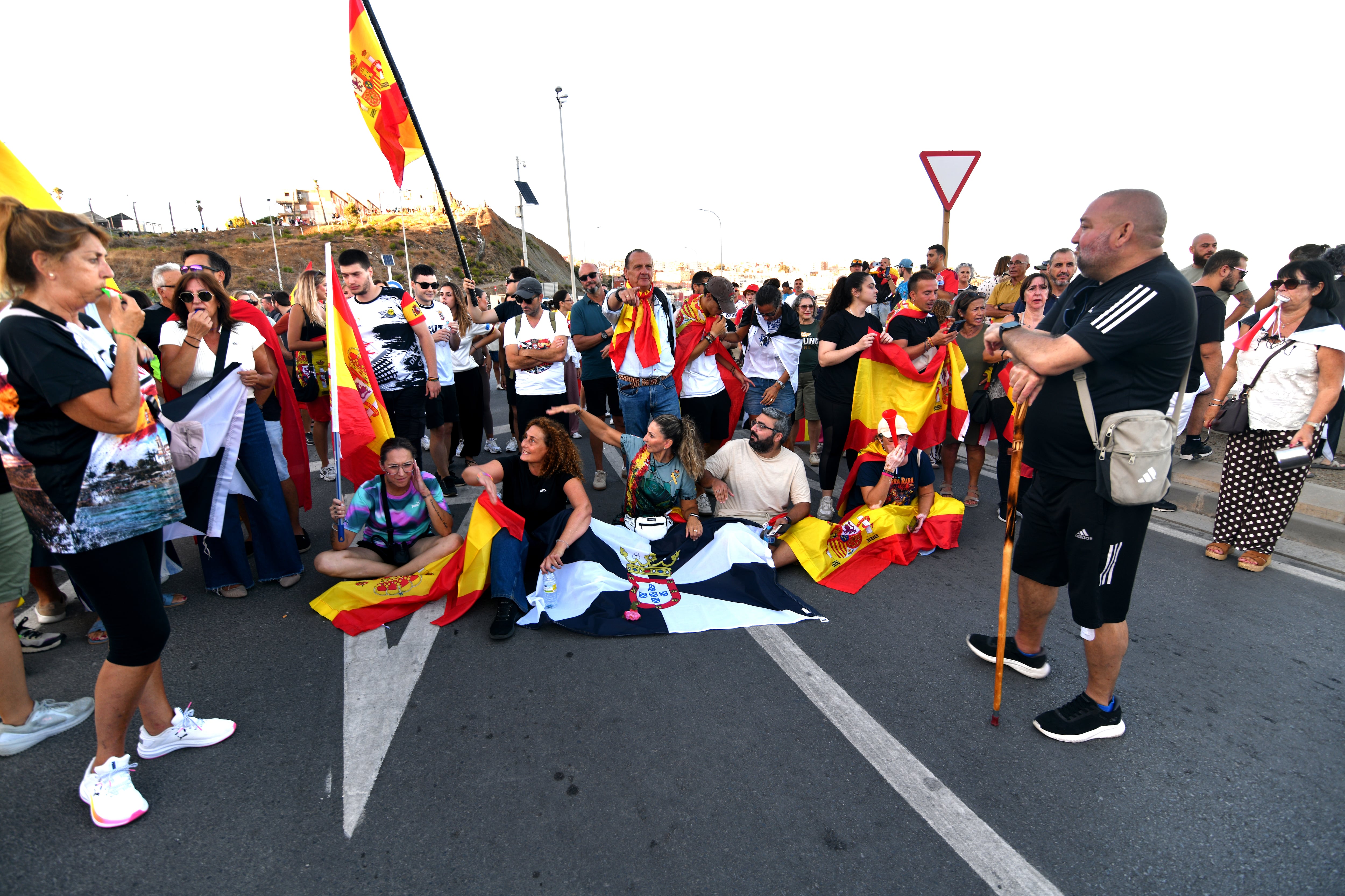 Las protestas ciudadanas se frenan en Ceuta por temor a que las vinculen con ultras