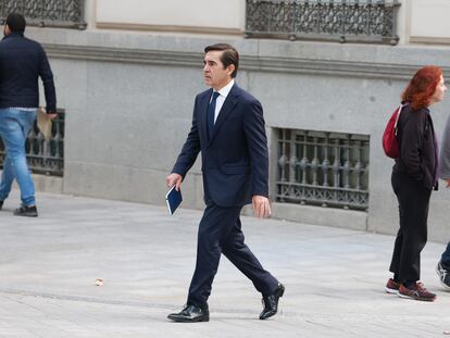 El presidente del BBVA, Carlos Torres Vila, se dirige a la Audiencia Nacional para declarar como testigo en el caso Villarejo.