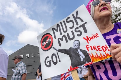 Protesta ante el Tesla Service Center en Nueva Orleans, el pasado día 14.