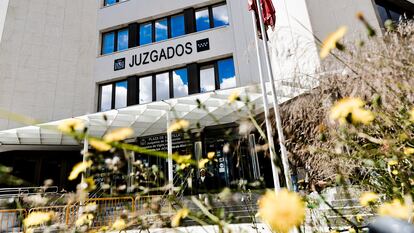 Fachada de los juzgados de Plaza de Castilla, en el norte de Madrid.