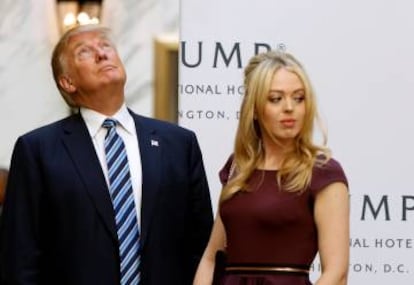 Donald Trump junto a su hija Tiffany este miércoles en Washington DC.