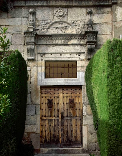 Detalle del Palacio de Villena, en Cadalso de los Vidrios (Comunidad de Madrid).