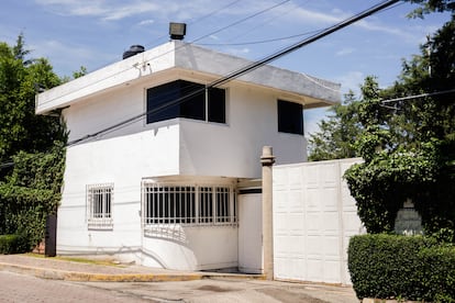 La casa de Mario Marín en Residencial San Ángel, en la ciudad de Puebla, donde estará bajo arraigo domiciliario, este 13 de agosto. 