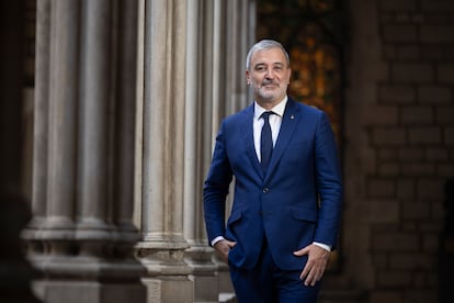 El nuevo alcalde de Barcelona, Jaume Collboni, en el Ayuntamiento de Barcelona.