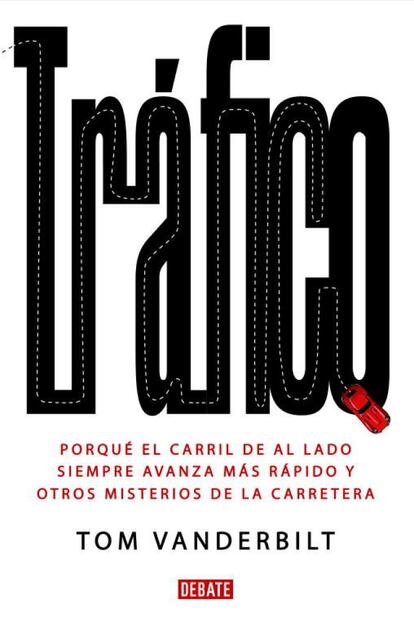 Para el periodista y escritor estadounidense Tom Vanderbilt, el acto de conducir habla en profundidad del comportamiento humano. ¿Por qué muchos accidentes de automóvil tienen lugar en días secos y soleados? ¿Cuáles son los diversos factores que determinan como funciona el tráfico? A estas y otras preguntas trata de dar respuesta Vanderbilt empleando el extrañamiento ante una realidad tan familiar como la circulación en coche como herramienta de análisis en este ensayo que mira con lupa todo lo relacionado con nuestra vida al volante. Traducción: Gabriel Dols.