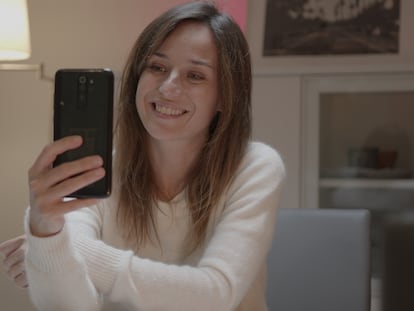 La actriz Marta Etura, en un fotograma del documental 'Like / dislike'.