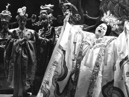 La soprano Sharon Sweet en el montaje de <i>Turandot,</i> dirigido por Zubin Mehta, en el Mayo Florentino de 1997.