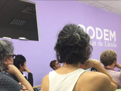 Una reunión de Podem Lleida compartida en Twitter por Eva Abancens en septiembre.