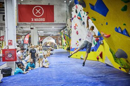 Una de las salas del centro de escalada X-Madrid de Climbat, en Alcorcón.