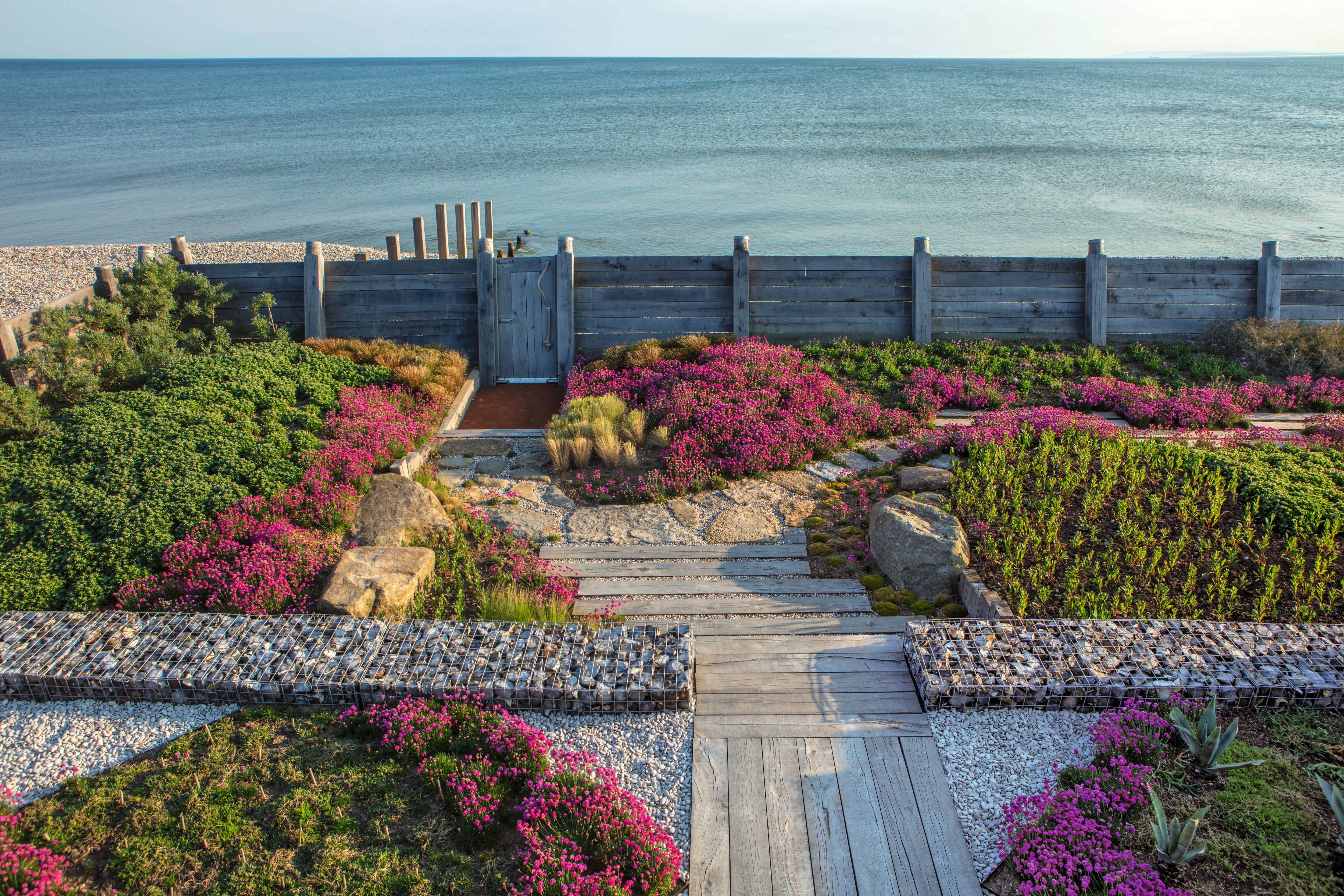 Instrucciones para plantar un jardín junto al mar