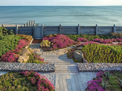 Instrucciones para plantar un jardín junto al mar