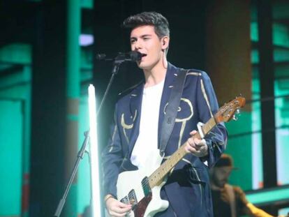 El mensaje que escondía el traje de Alfred durante la gala de Eurovisión