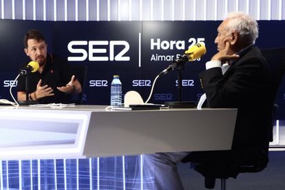 Pablo Iglesias y José Manuel García-Margallo debaten en 'El ágora de Hora 25', de la cadena SER.