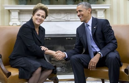 Dilma e Obama no Sal&atilde;o Oval da Casa Branca, nesta ter&ccedil;a. 