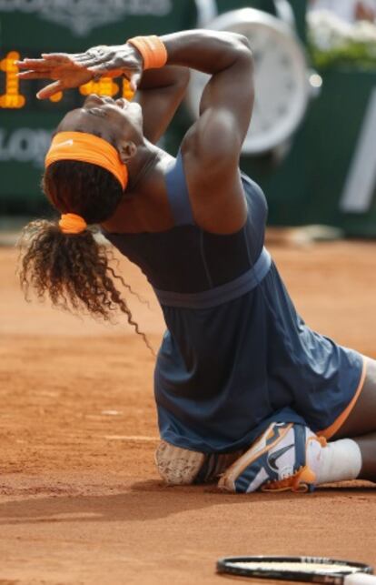 Serena celebra el triunfo ante Sharapova.