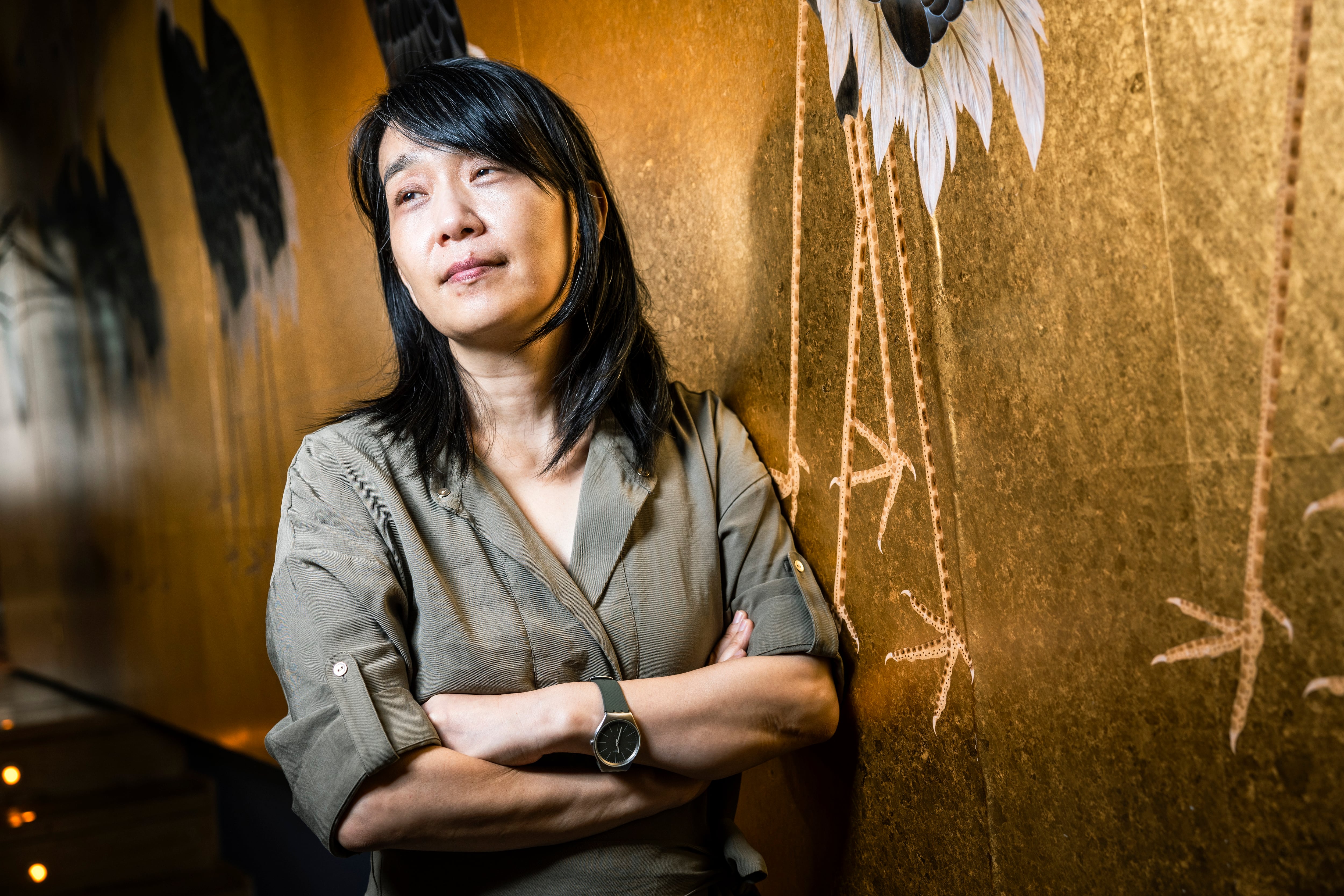 Han Kang, escritora surcoreana fotografiada en el Hotel de Las Letras de Madrid en 2023.