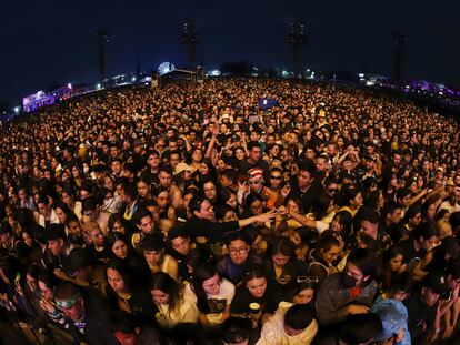 Miles de personas disfrutan del festival 'Corona Capital', en noviembre de 2022 en Ciudad de México, México.