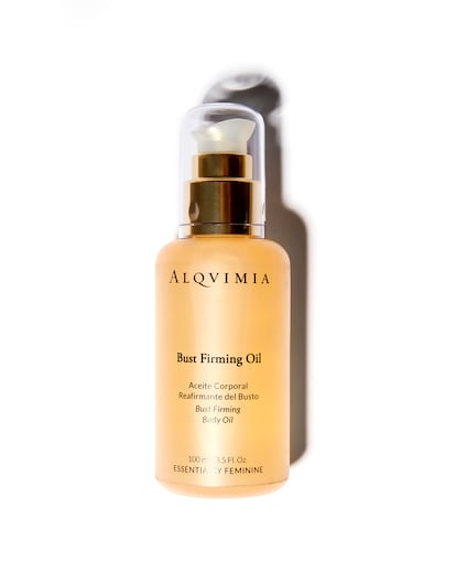 Bust Firming Oil, de Alqvimia. Compuesto con extracto de fenogreco, tonificante y nutritivo y aceites vegetales de almendras, avellanas, limón y rosa mosqueta (hidratantes y regeneradores). 81,70 euros.