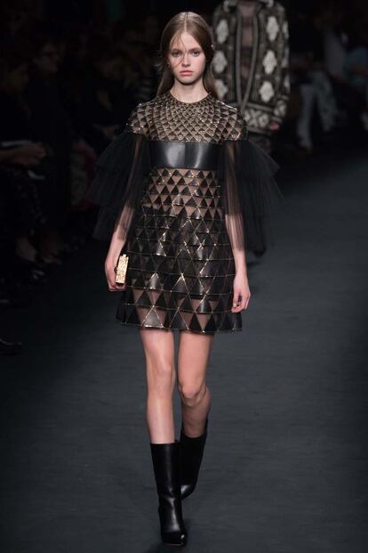 desfile valentino otoño invierno 2015 2016 paris fashion week