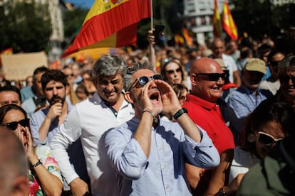 Ambiente durante la manifestación organizada por el PP, en Madrid. 