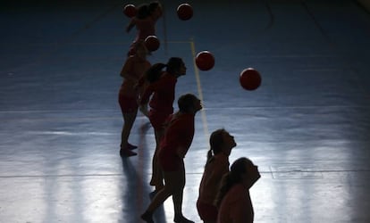 Clase de Educaci&oacute;n F&iacute;sica en un colegio de Madrid.  