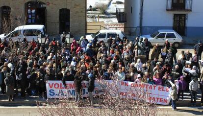 Concentraci&oacute;n contra la retirada del SAMU en Vilafranca.