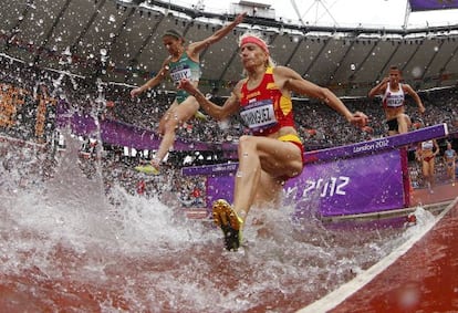 Marta Domínguez, durante los 3.000m obstáculos de los Juegos de Londres 2012. 