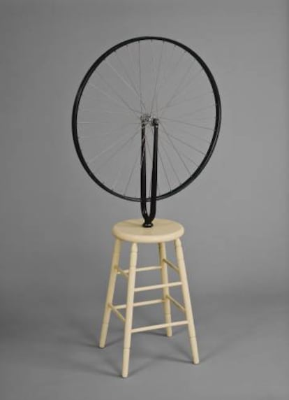 'Rueda de bicicleta', de Marcel Duchamp (1964).