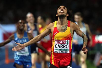 Fernando Carro ocupa el segundo lugar en la final masculina de 3000m de carrera de vallas, el 9 de agosto de 2018, en Berlín.