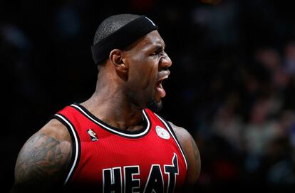 LeBron, durante el partido contra Atlanta.