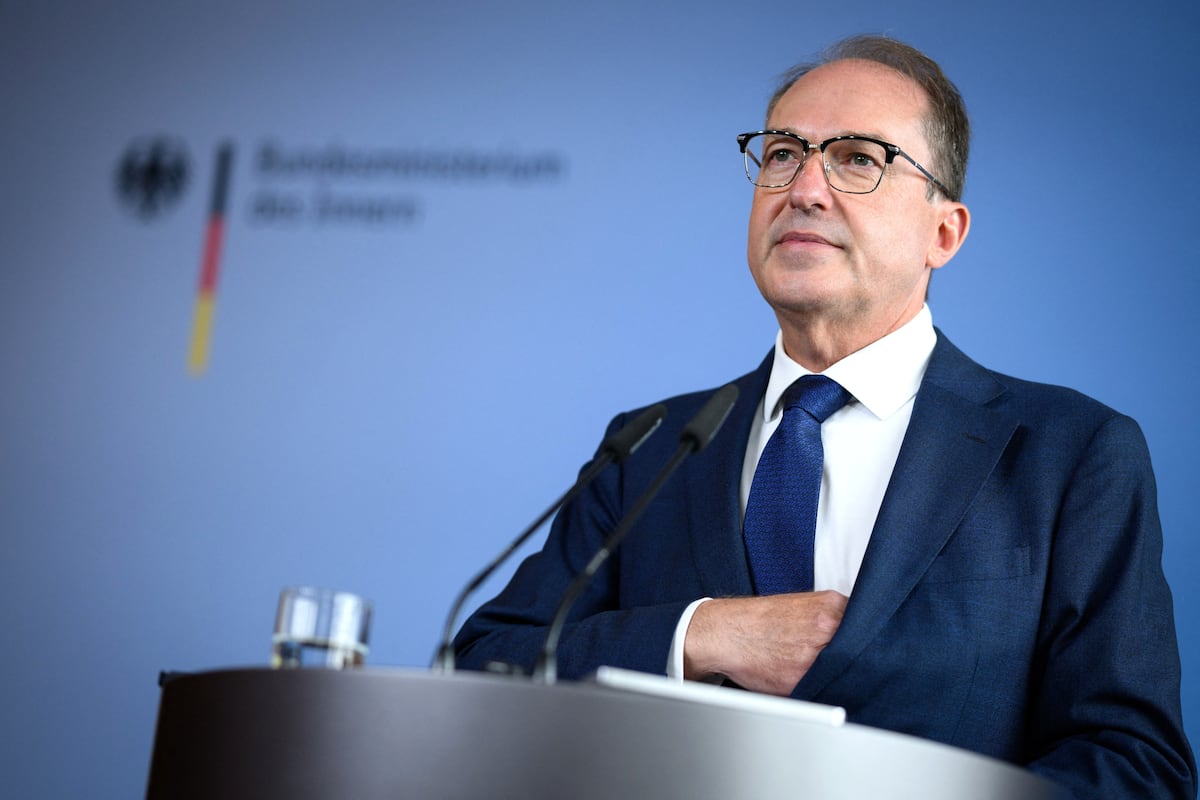 Alemania señala a Rusia como responsable de un arsenal de armas hallado en Berlín