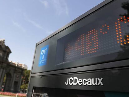 A street thermometer showing 40ºC in Madrid on Monday.