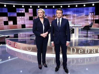 Marine Le Pen i Emmanuel Macron, davant del debat.
