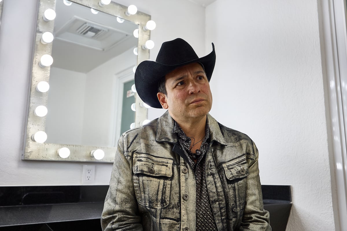 Live with Bobby Pulido, the Tejano music star running for the United States Congress